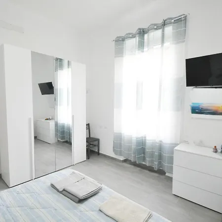 George House La Spezia