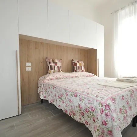 George House * La Spezia