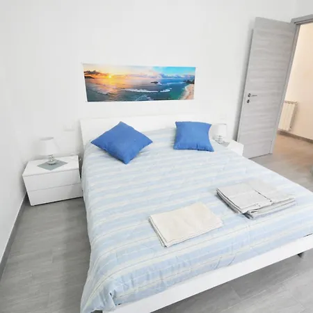 George House La Spezia